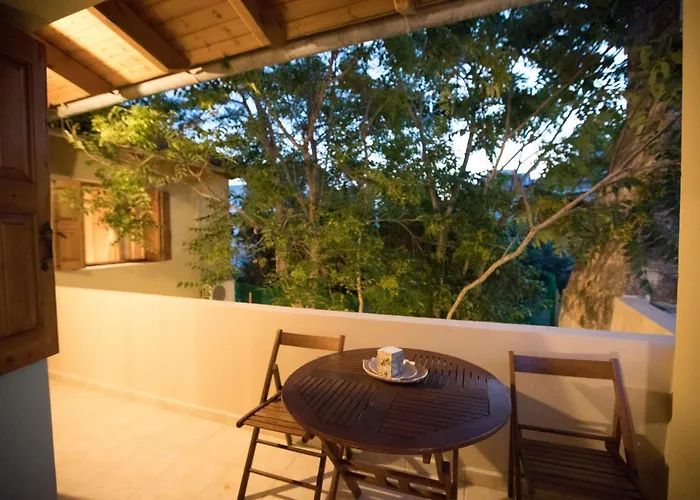 Kamaraki-apartments *