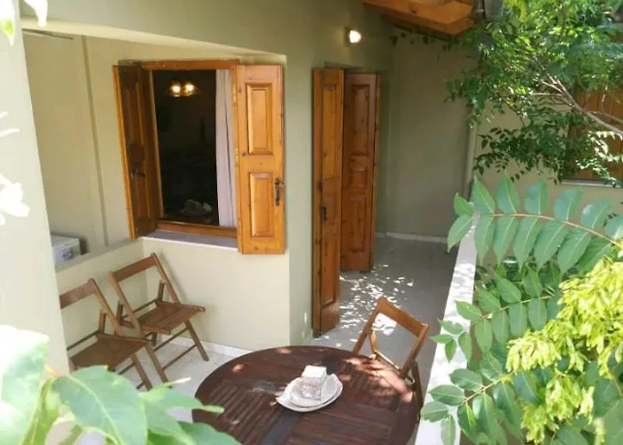 Kamaraki-apartments *